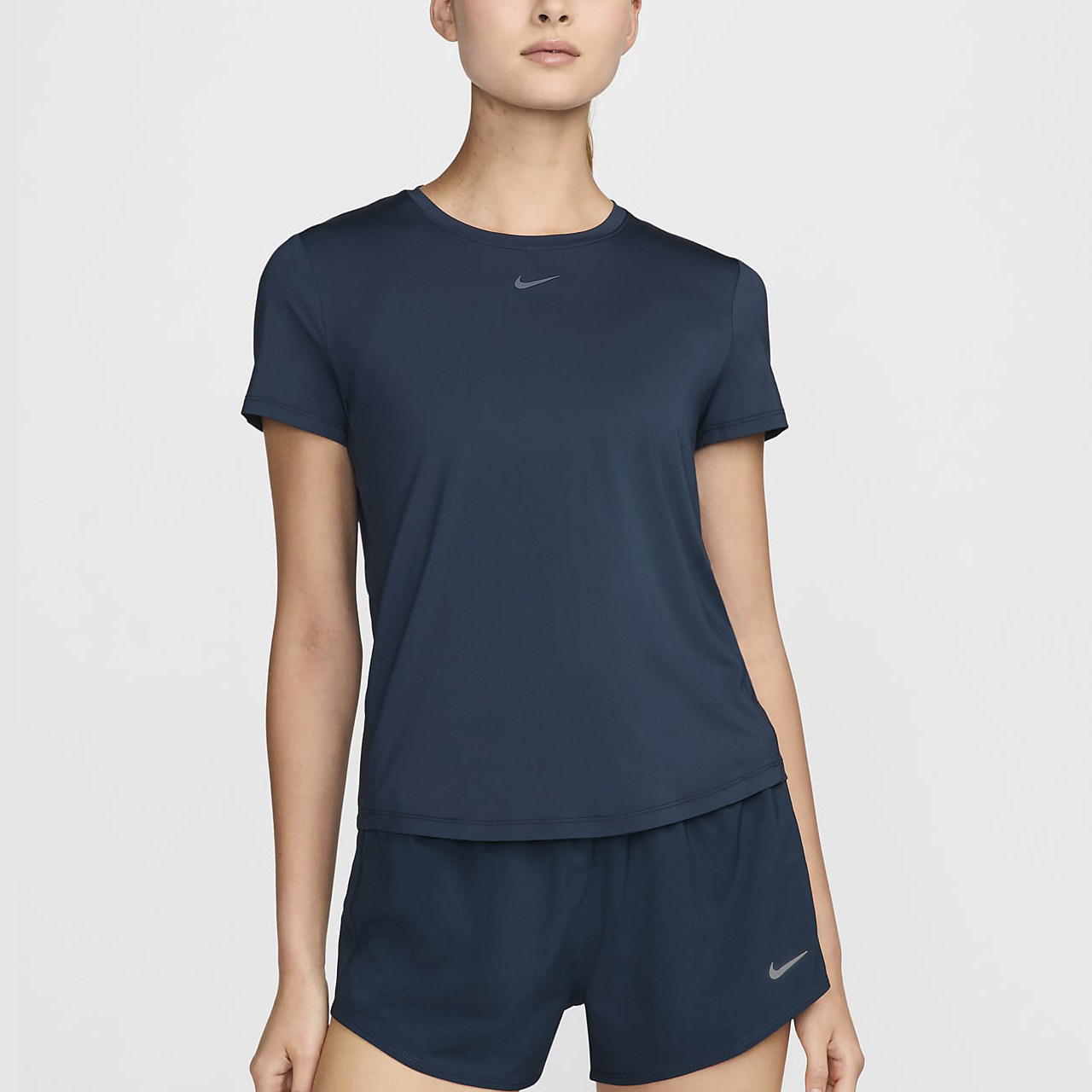 NIKE耐克女装2024秋季新款速干经典款运动休闲短袖上衣FN2799-478