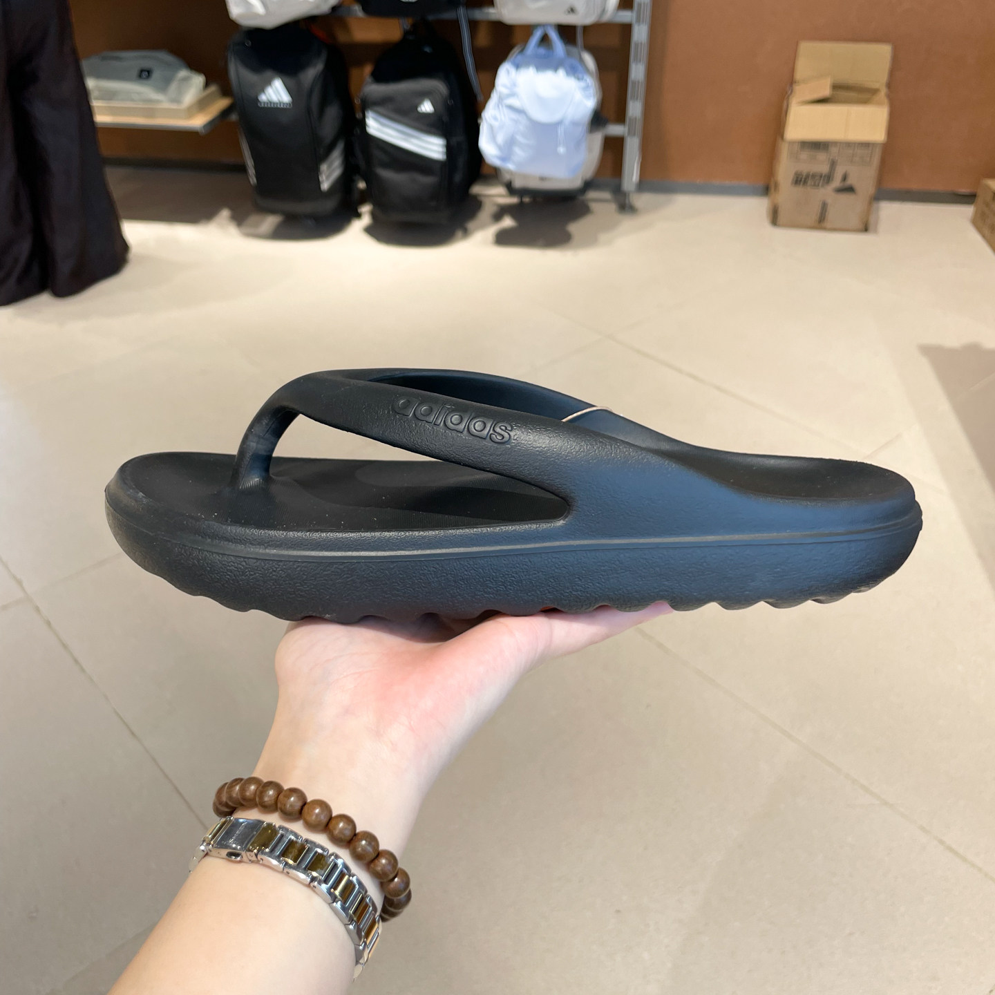 Adidas阿迪达斯男女鞋202