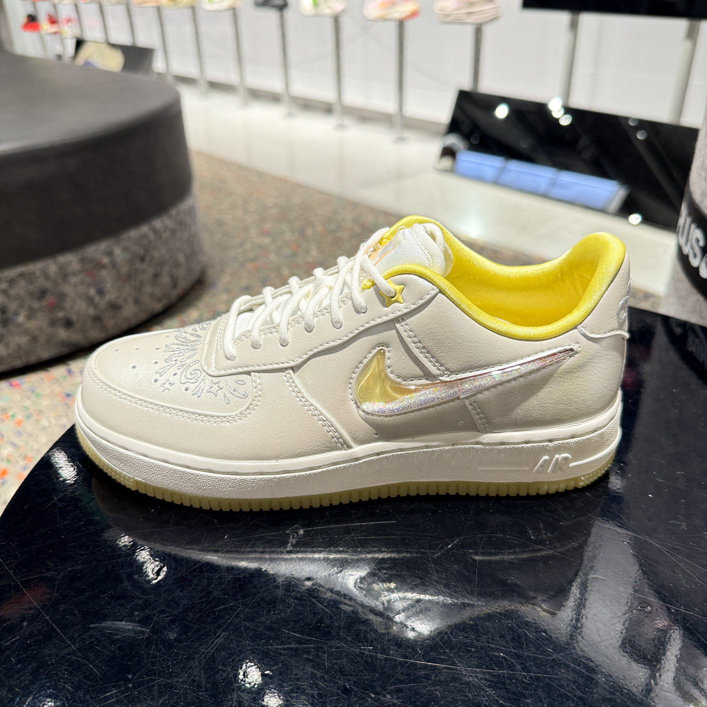 Nike耐克男鞋2026夏款AIR FORCE 1 07空军一号休闲板鞋IR8218-118