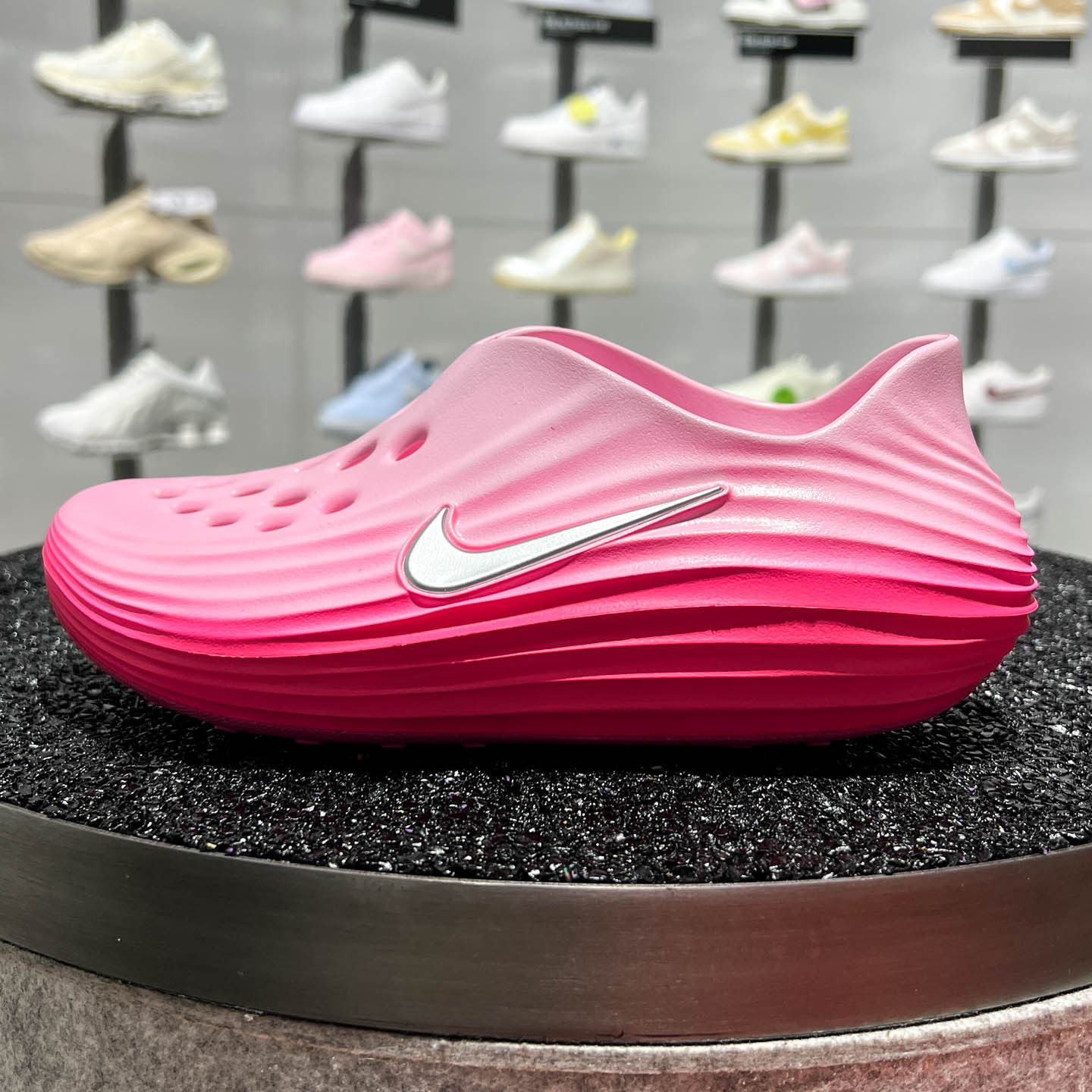 NIKE耐克女鞋夏季新款REA