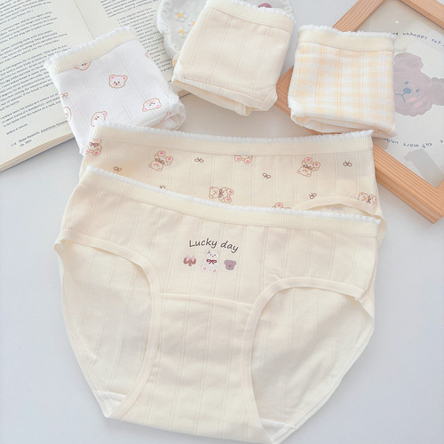 米黄日系小熊纯棉裆透气女三角裤