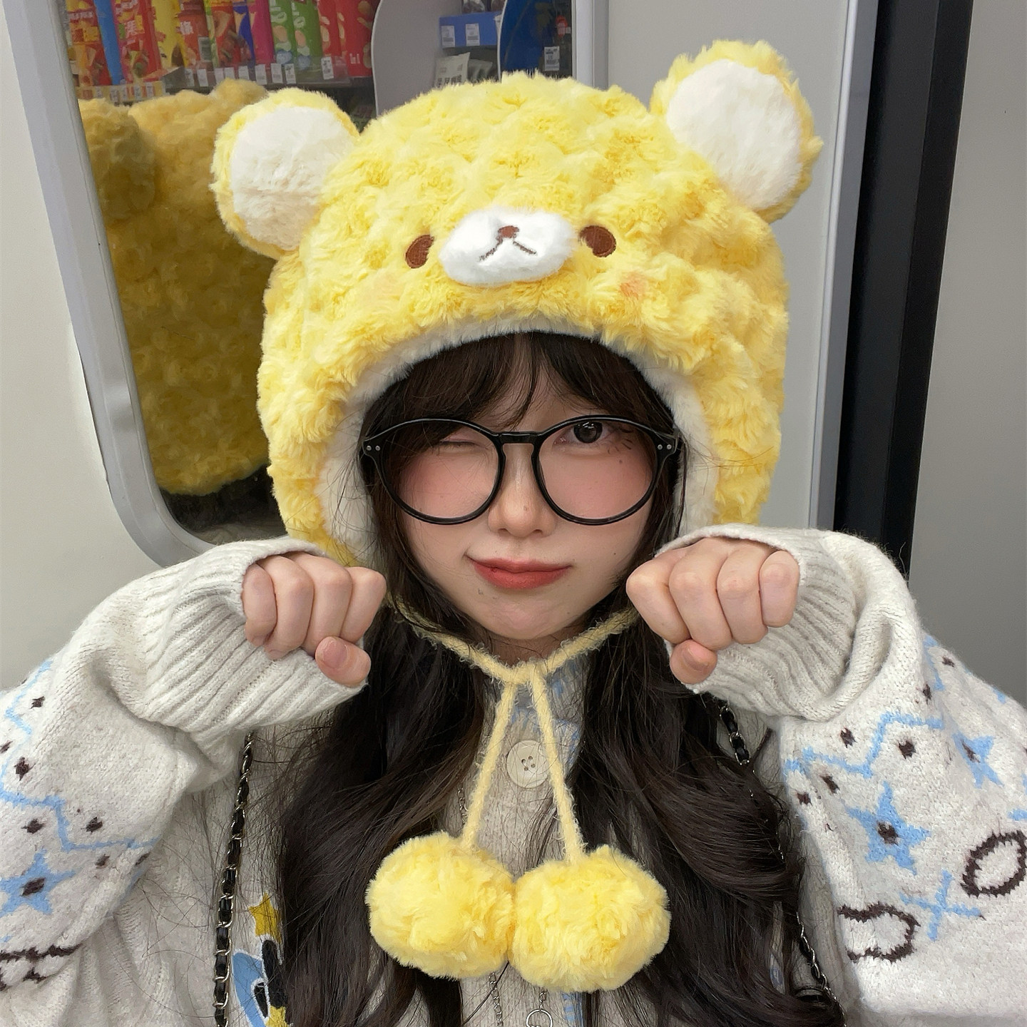 可爱卡通轻松熊毛绒加厚雷锋帽子女秋冬骑行保暖百搭护耳套头帽潮