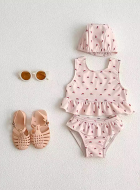 ins童装婴儿分体泳衣套装2025夏季女宝宝可爱樱桃印花泳装三件套