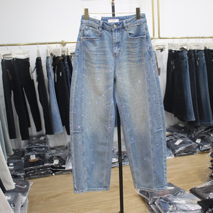 艾拿98767-1蓝色水洗烫钻满天星阔腿牛仔裤2026年春季女装弯刀裤