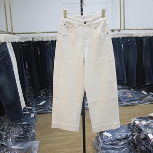 女显瘦九分裤 新款 2025年秋季 艾拿95029米白色宽松直筒阔腿牛仔裤