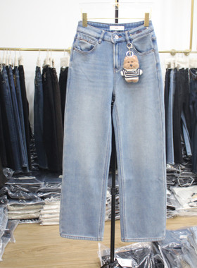 艾拿17067浅蓝色水洗复合厚绒宽松直筒牛仔裤2025年冬季女装长裤