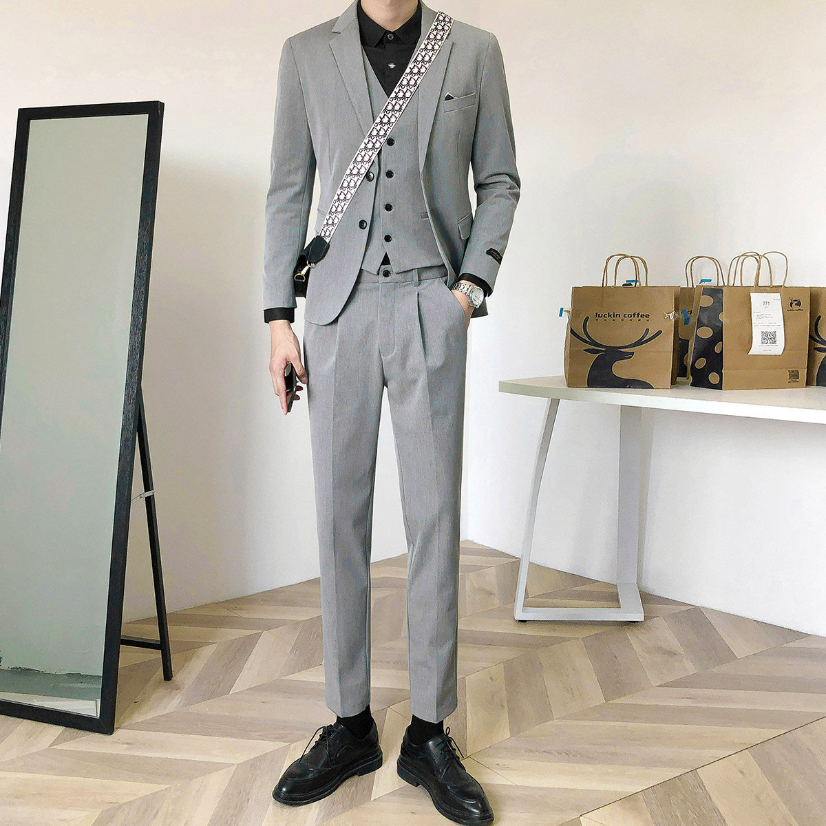 KOREAN VERSION SUIT SUIT MENS THREE-PIECE SLIM GROOMS WEDDING BRITISH CASUAL HANDSOME FORMAL SUIT HIGH-END SUIT MEN
