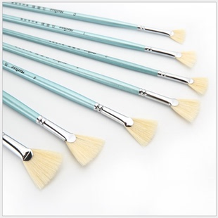 马蒂斯猪鬓毛扇形笔水粉油画丙烯油画美术专用单支鱼尾笔水彩套装