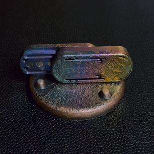 机械指上推牌 创意金属指上解压 反骨指玩edc 躁动冰晶钛权杖音叉