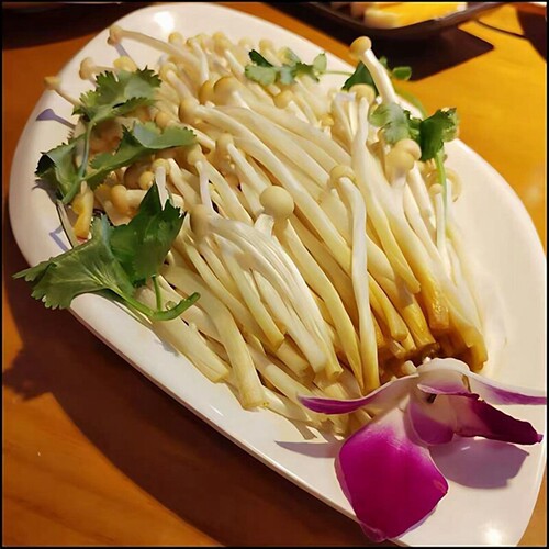 农家自种新鲜黄色金针菇