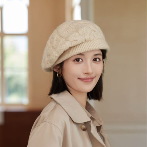 葩澜朵贝雷逛街时尚女冬季斜檐
