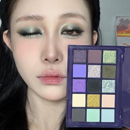 ucanbe15色眼影盘树妖绿色系小烟熏妆彩色玩妆变色龙珠光爆闪眼影