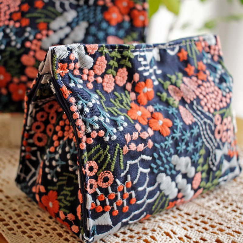 抽纸袋纸巾袋刺绣轻奢花海布艺