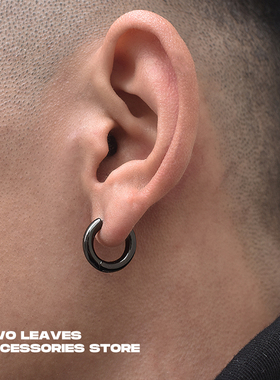 TWO LEAVES S925纯银实心黑色耳环素环百搭街头嘻哈男女潮流耳圈