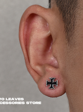 TWO LEAVES S925纯银黑色十字架耳钉街头潮流男女款简约百搭耳饰