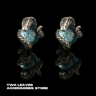 TWO LEAVES S925纯银复古做旧蛇形托帕石耳钉男女潮街头小众耳饰