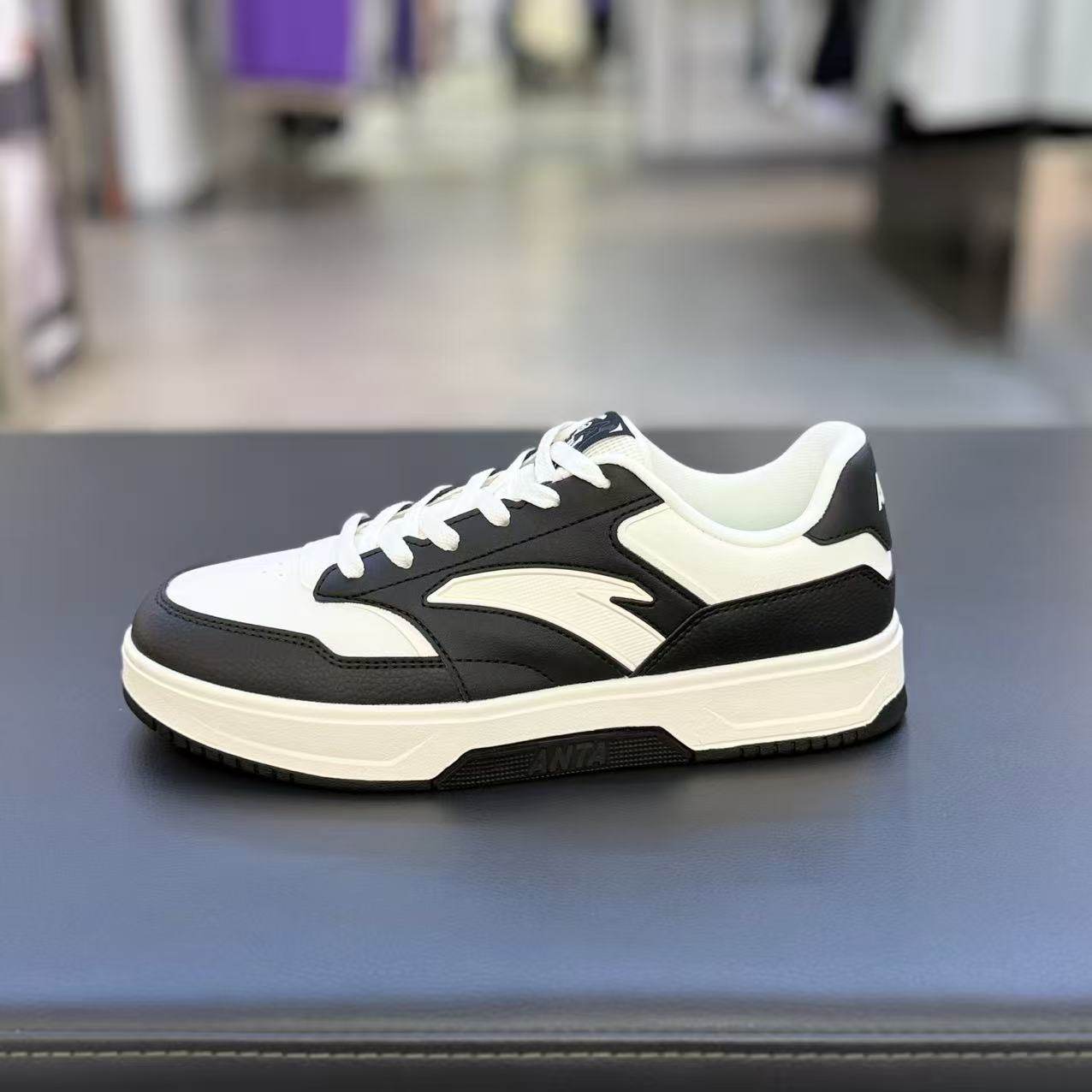 安踏百川丨经典低帮板鞋男鞋冬季新款软底小白鞋运动鞋 112548013