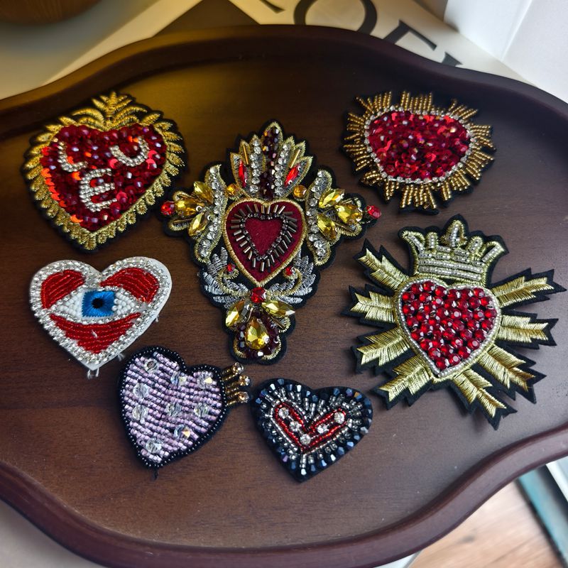 欧美桃心串珠布贴服装箱包胸针饰品材料diy爱心手工钉珠辅料