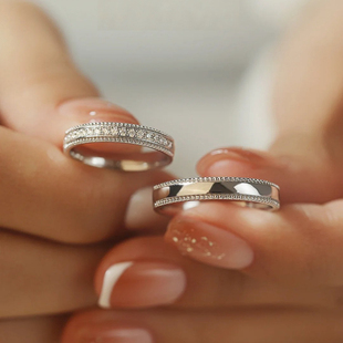 新款莫桑石纯银珠边情侣戒指一对活闭口对戒求结婚戒排戒厂家直销