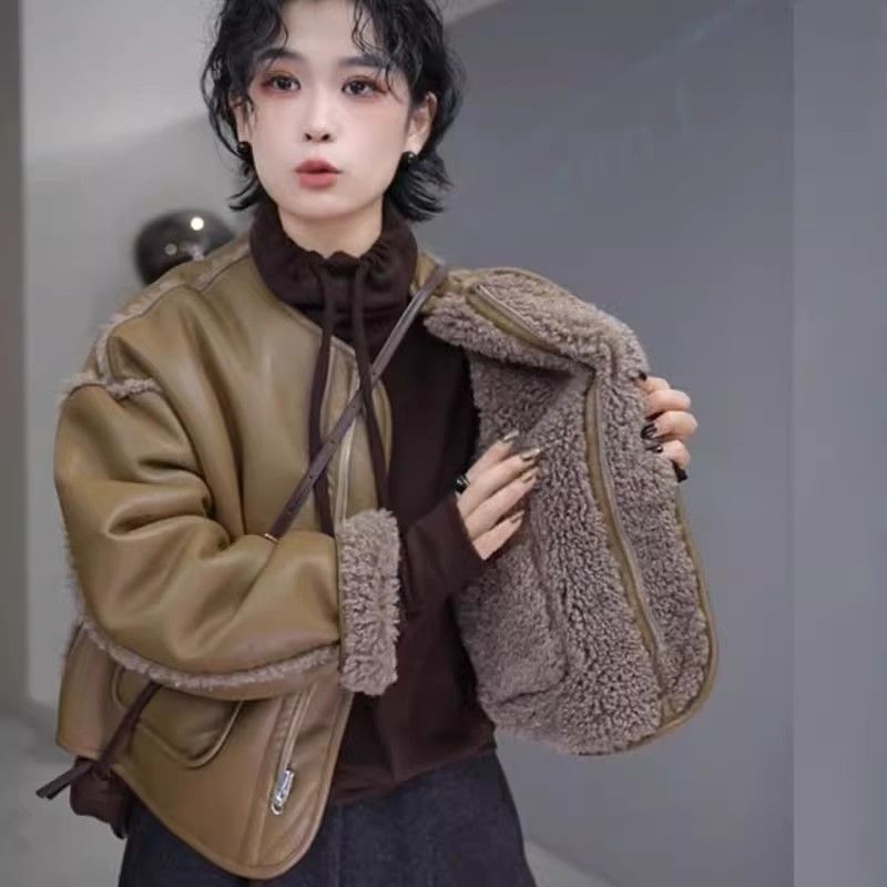 羊羔毛两面穿皮毛一体圆领外套女冬季加厚机车服宽松夹克上衣