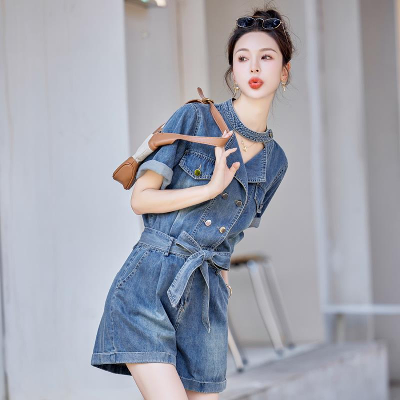 牛仔连体裤女夏新款小个子独特收腰显瘦减龄薄款设计感连衣短裤潮