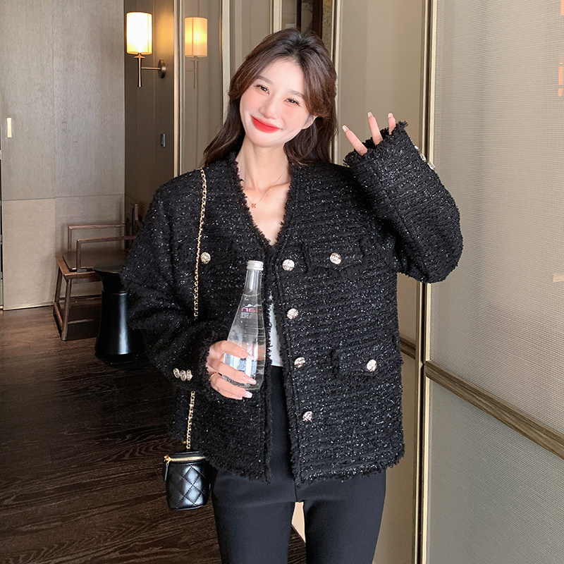 高级感黑色小香风外套女春秋新款赫本风气质轻熟风短上衣chic