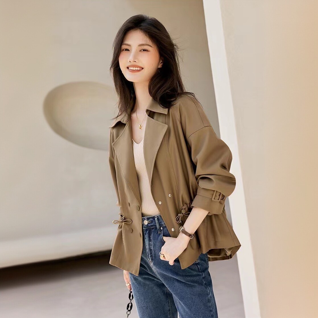抽绳收腰短款风衣外套女秋季新款韩版气质小个子简约气质百搭上衣