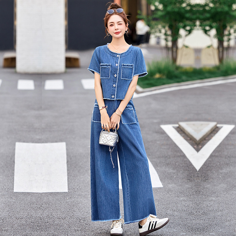 休闲牛仔阔腿裤套装女夏新款复古港风薄款毛边短袖上衣显瘦两件套