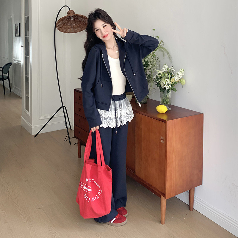 休闲运动连帽卫衣蕾丝拼接长裤套装女春秋洋气减龄ootd穿搭两件套
