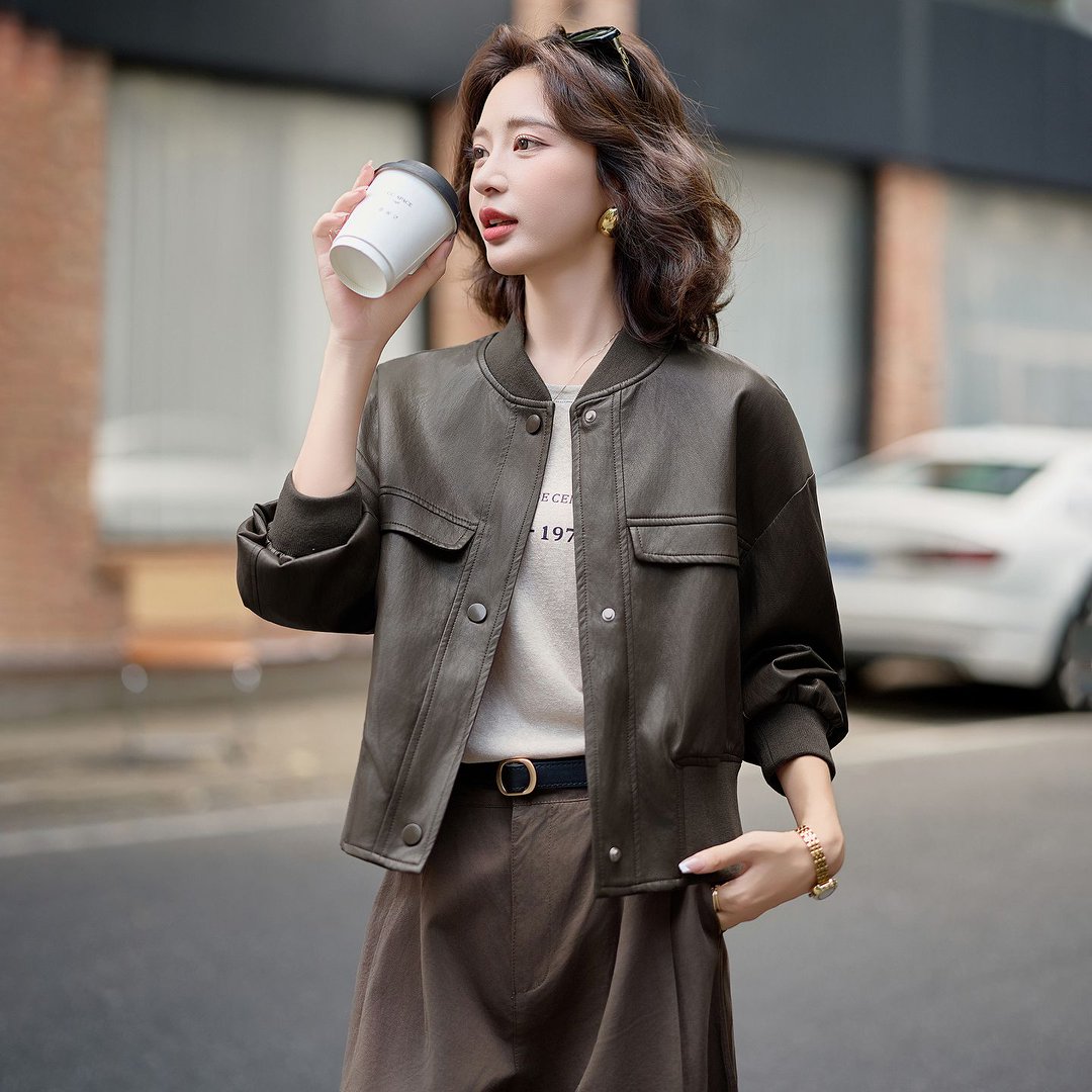 短款皮衣外套女小西装春秋款韩系高级感洋气百搭显瘦皮夹克上衣