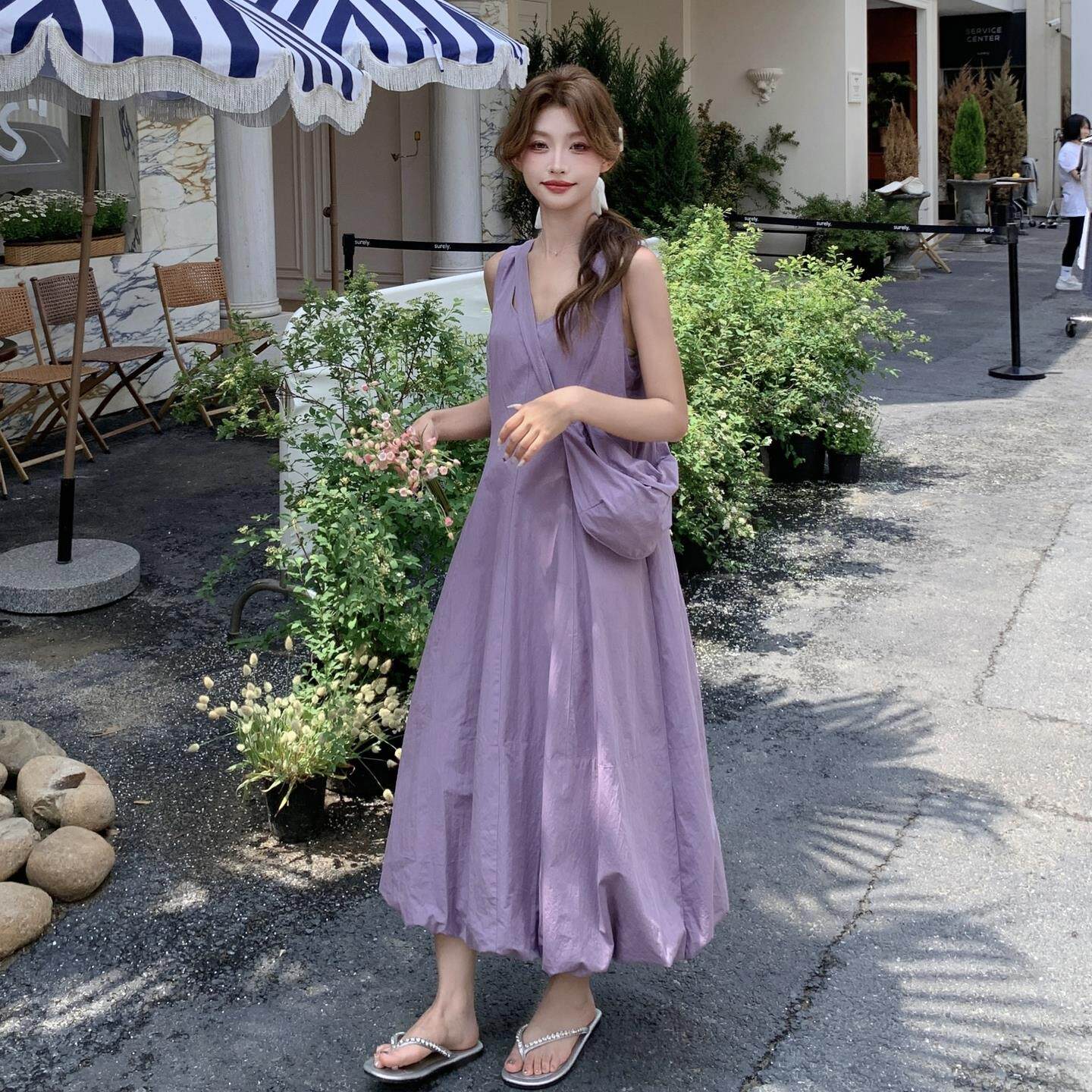 氛围感绝美紫色花苞背心连衣裙女2025夏季法式漂亮气质灯笼裙长裙