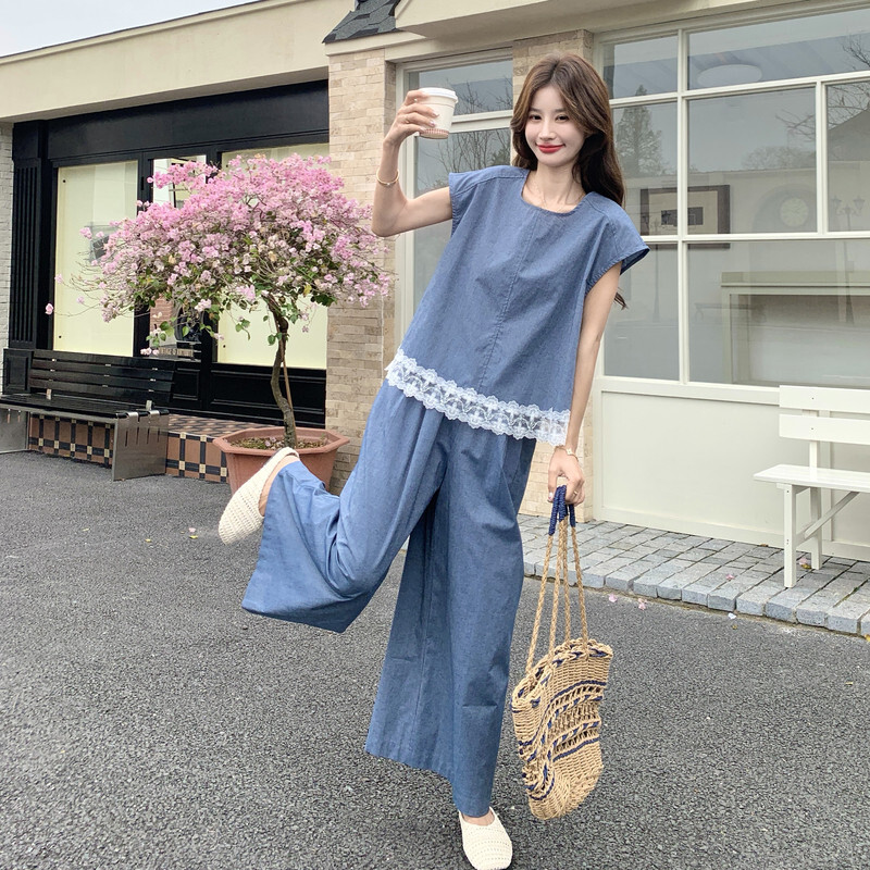 短袖蕾丝拼接上衣阔腿裤