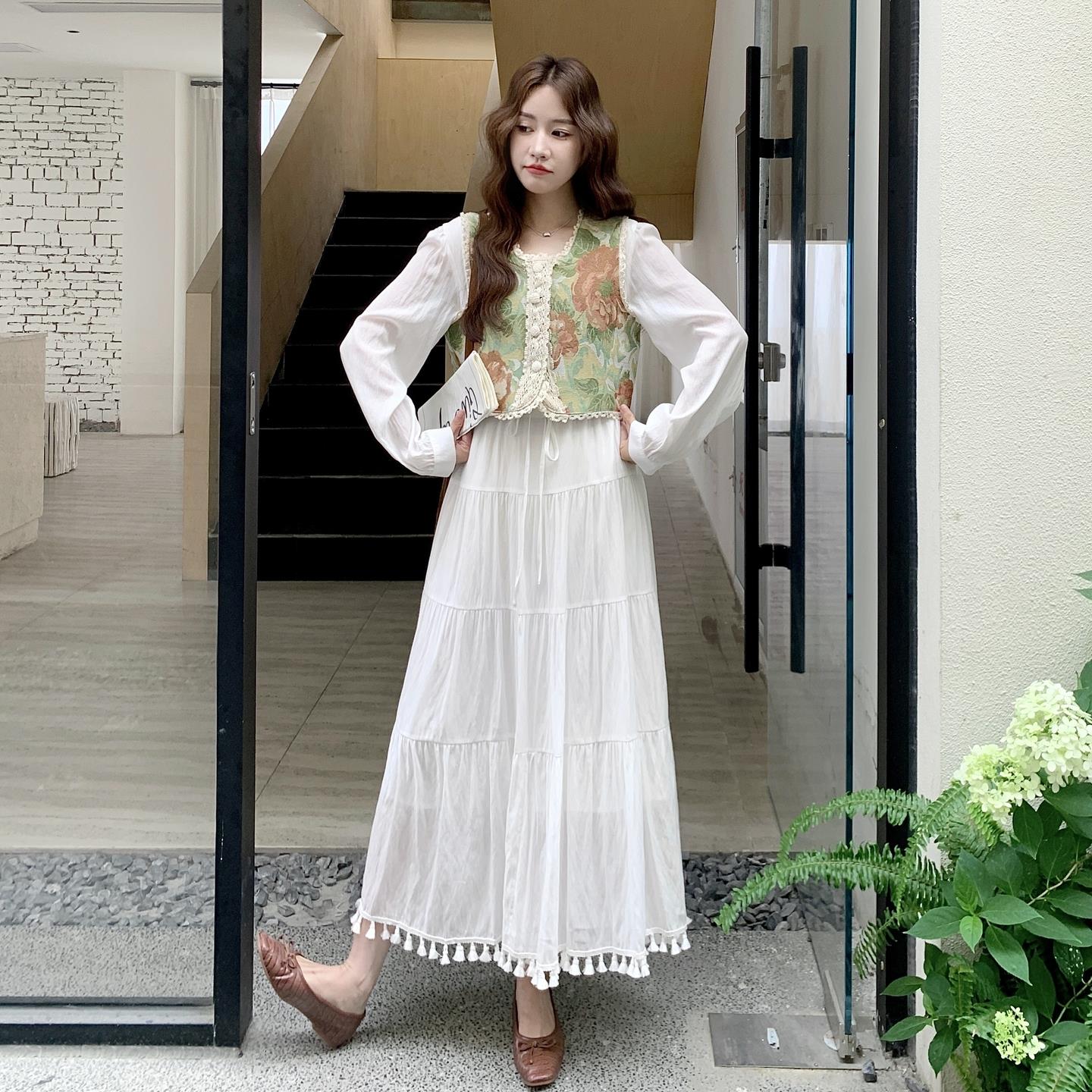 法式浪费长袖连衣裙女秋季新款蕾丝拼接复古印花马甲流苏长裙套装