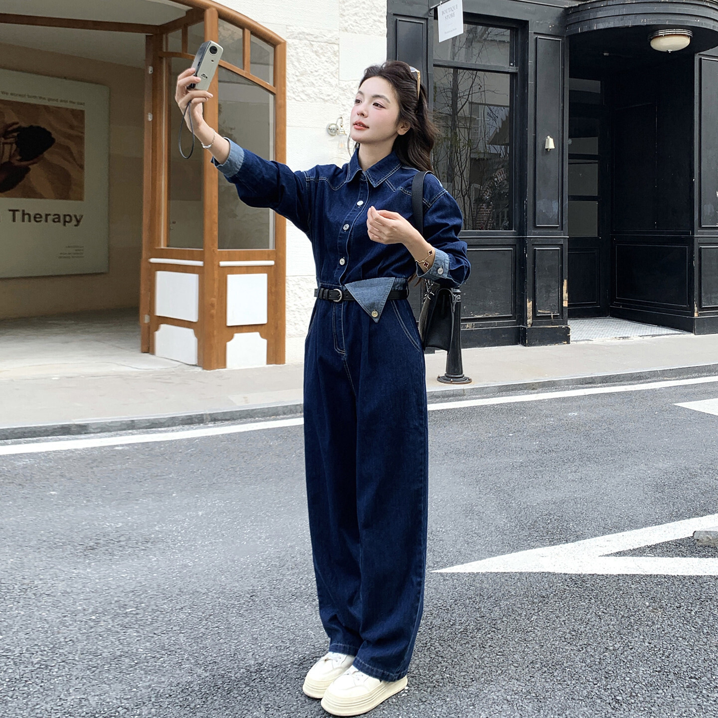 深蓝色牛仔连体裤女春秋季2026新款高腰阔腿工装风显高显瘦连身裤
