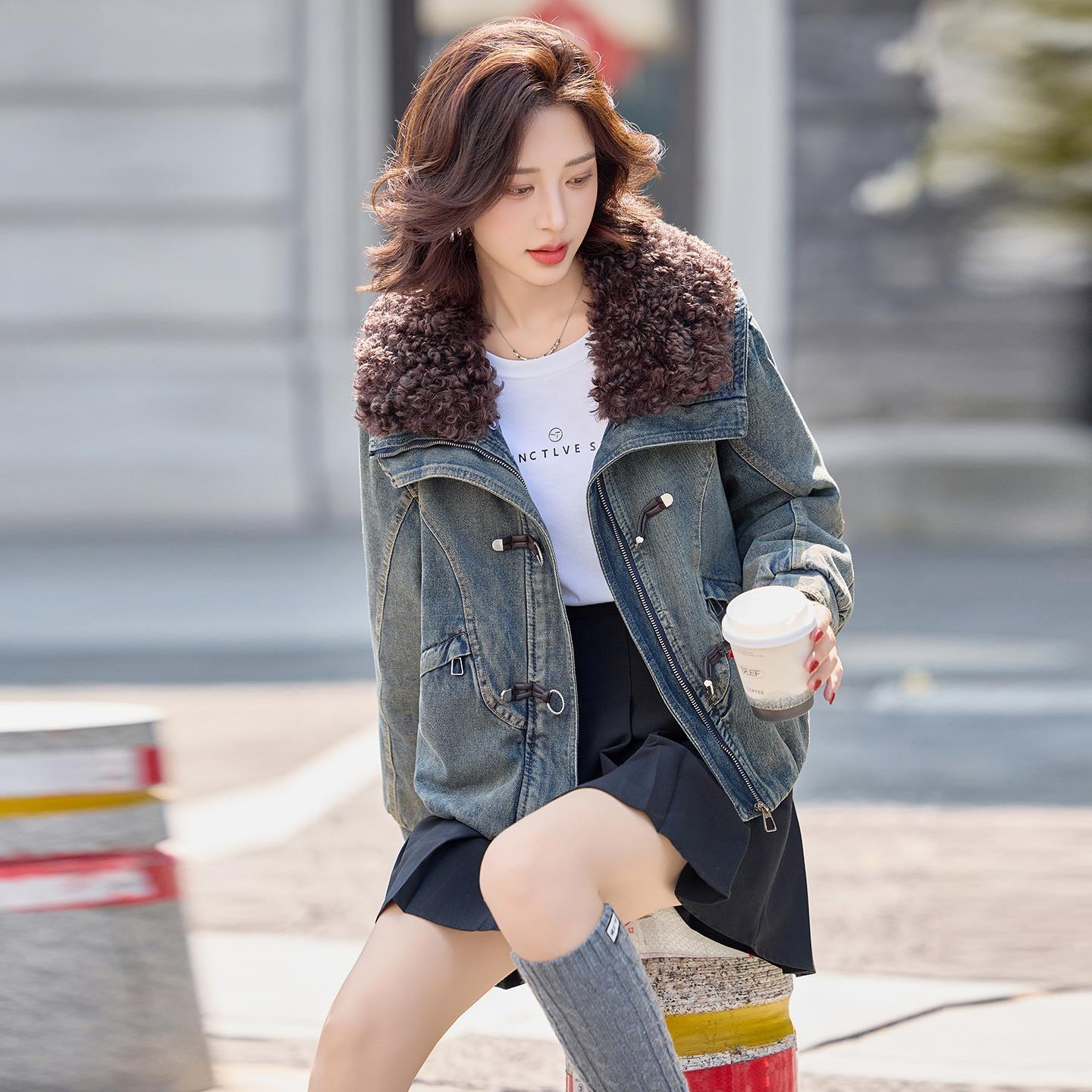 牛仔派克服女短款外套春秋新款翻领拼接羊羔毛休闲时尚气质高级感