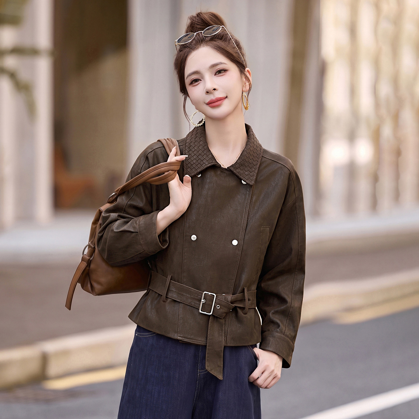 翻领皮衣外套女春秋高级设计感时尚洋气收腰系带显瘦减龄夹克上衣