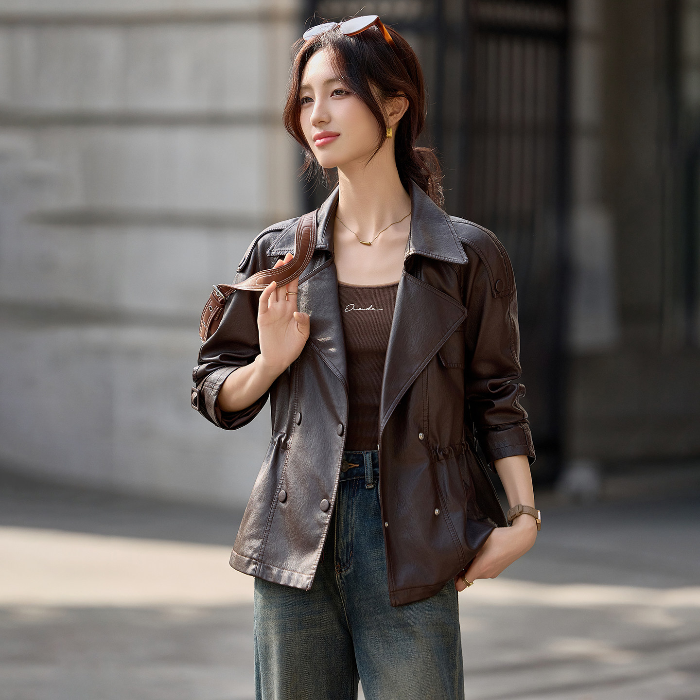 西装领双排扣PU皮衣外套女