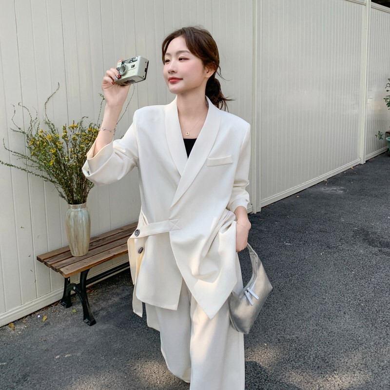 韩系设计感系带西装阔腿裤两件套