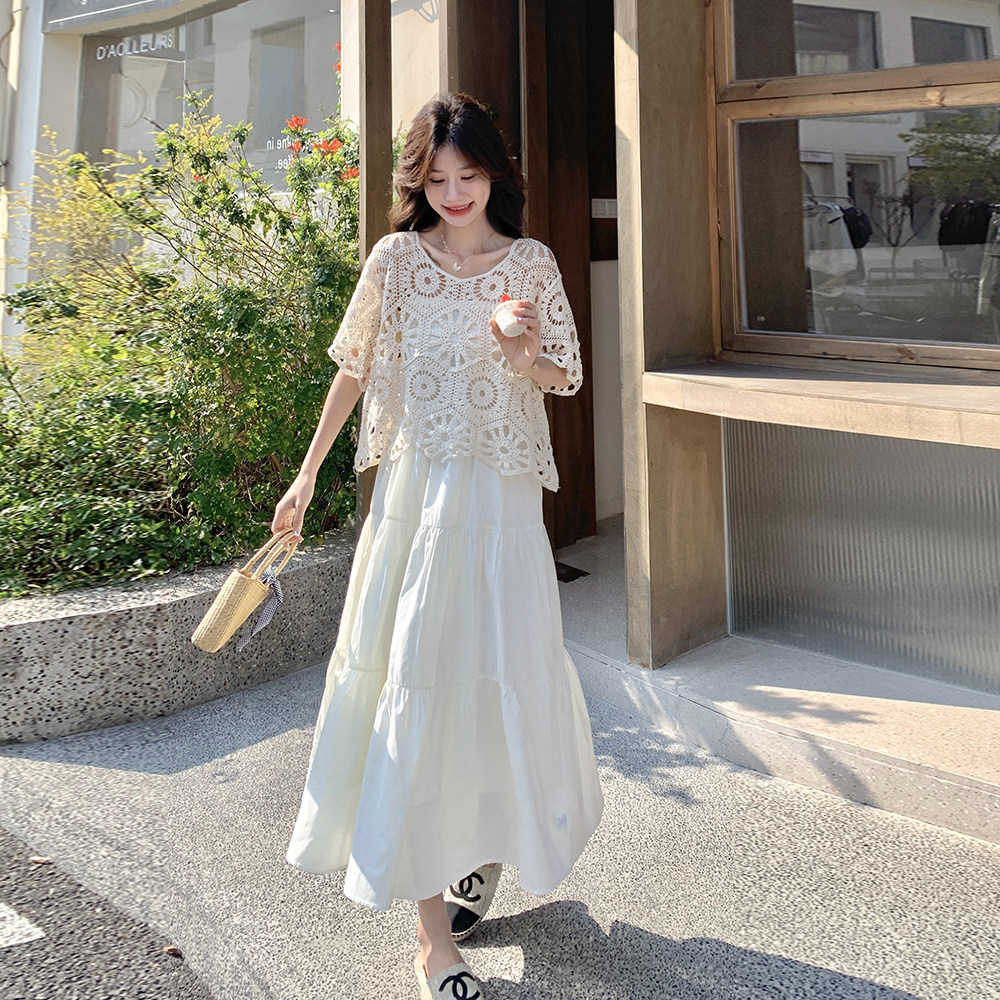 法式休闲气质连衣裙套装女夏新款度假风钩花镂空罩衫吊带裙两件套