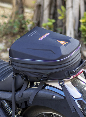 电动车摩托车后座包山地自行车尾包骑行背包机车双肩骑士硬壳包