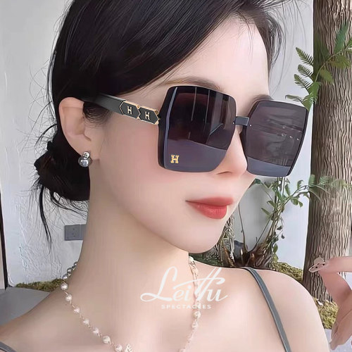 大框墨镜女2026新款高级感防紫外线太阳镜方框大脸显瘦显脸小开车