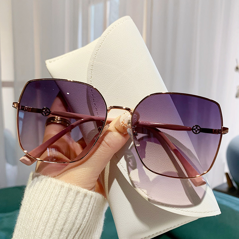 大框墨镜女高级感大脸显瘦2024年新款圆脸防紫外线太阳镜可配近视