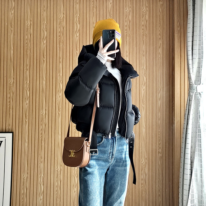 诗都奇2025新款95白鹅绒小短款羽绒服女微弧袖腰带款加厚面包服女