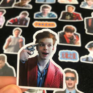 卡梅隆·莫纳汉贴纸无耻之徒周边贴画卡贴手机电脑装饰素材美剧di