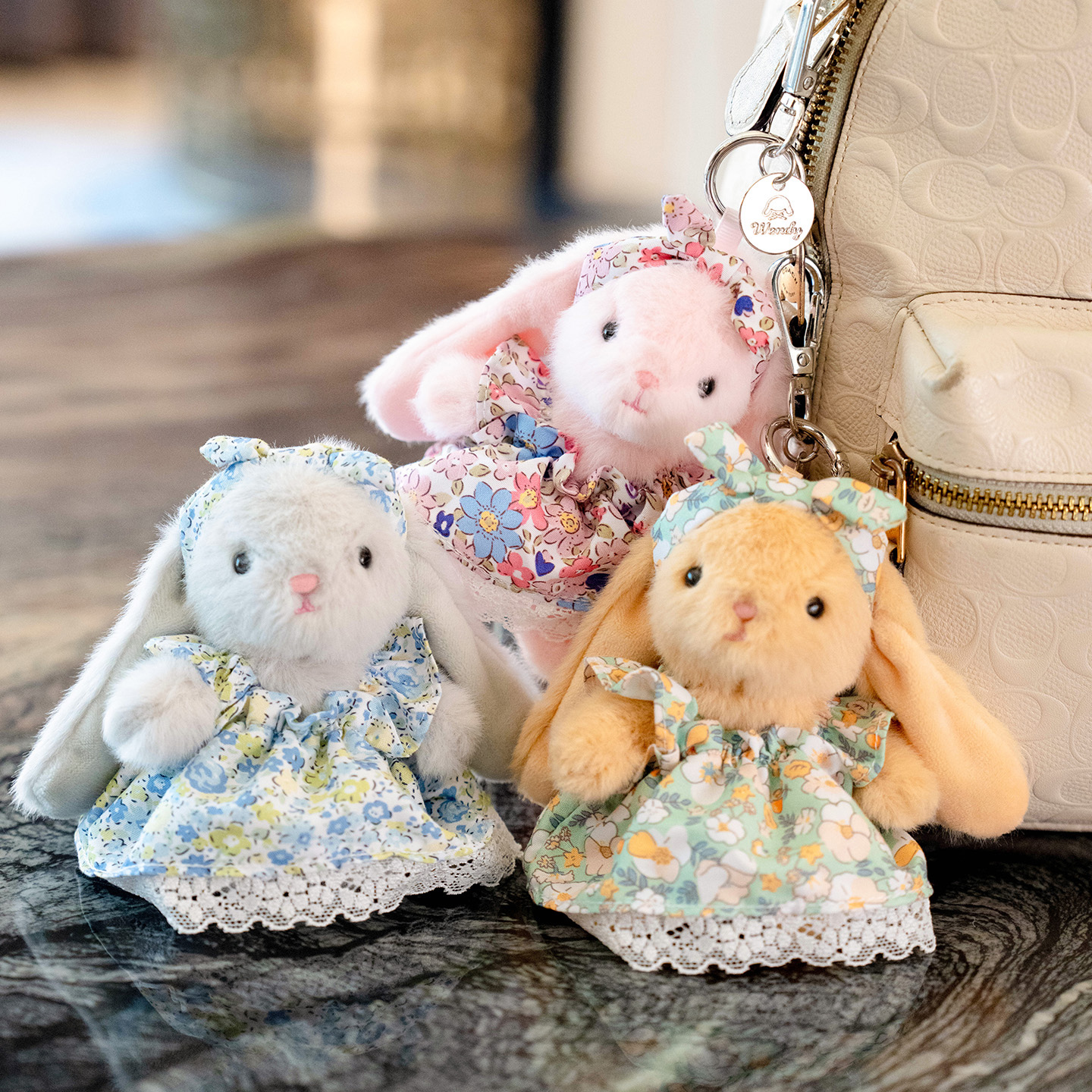 可爱碎花裙兔子钥匙扣挂件