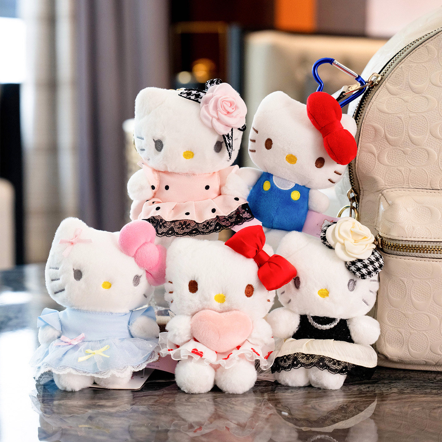 HelloKitty公仔挂件迷你小号kt凯蒂猫咪钥匙扣书包包挂饰毛绒玩具