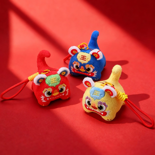 国潮财神爷毛绒挂件招财老虎挂饰元宝铜钱锦鲤马年吉祥物新年装饰