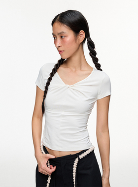 TDDP“柔奢”奢级科技白色V领短袖T恤女2026新款夏季修身短款上衣