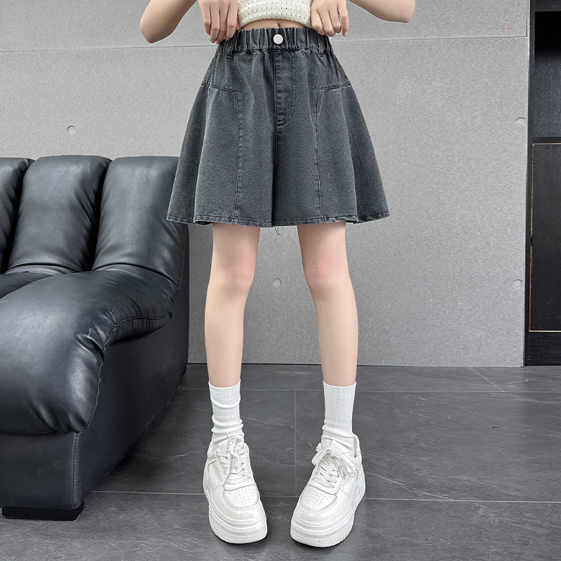 女童短牛仔裤夏薄款马裤女孩外穿洋气短裙裤子小学初中生阔腿热裤