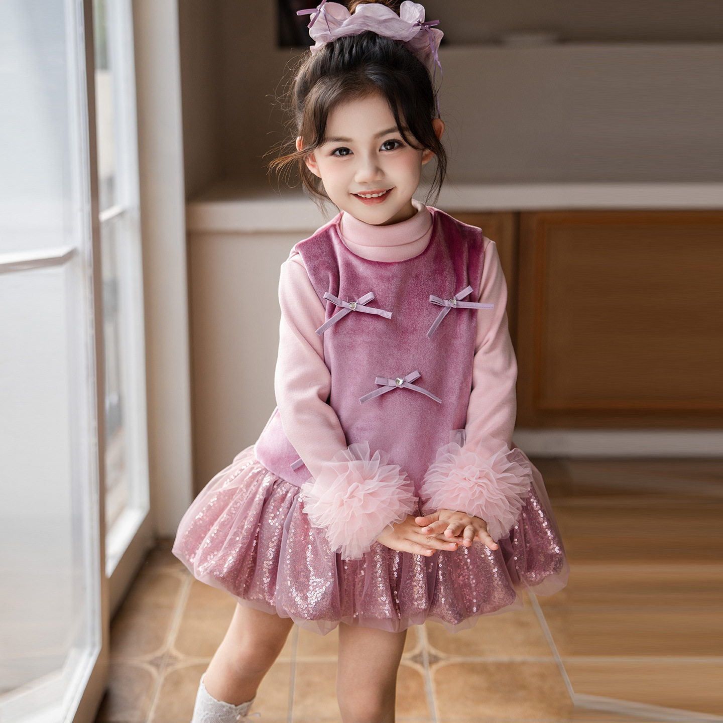 女宝宝秋冬金丝绒连衣裙生日礼服